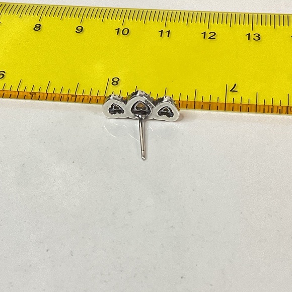 🌟 S925 Sterling Silver Halo Heart Trilogy Stud Earrings - Picture 6 of 8